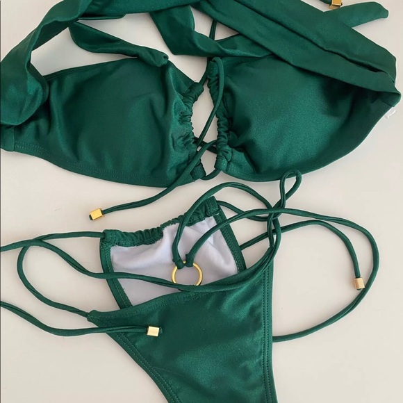 Raven Bikini 👙 - Picture 6 of 7